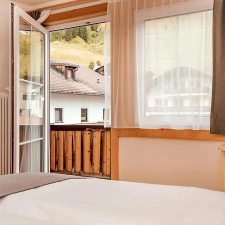 Aura Bed & Breakfast