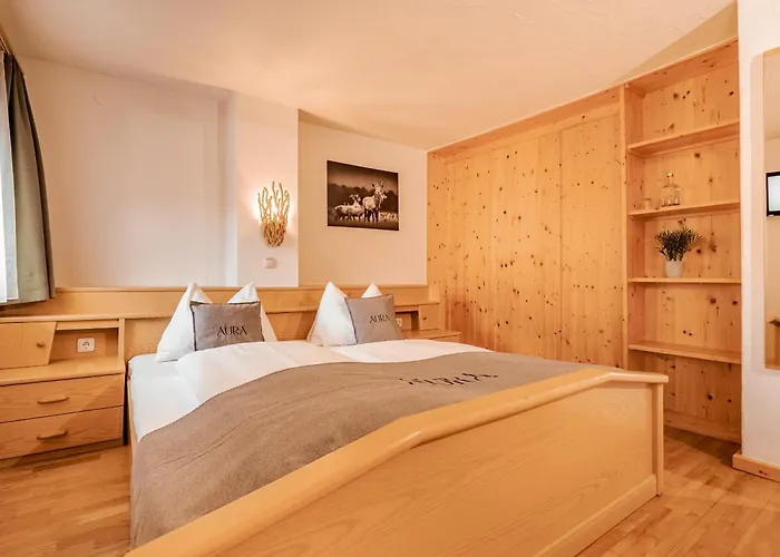 Aura Frühstückspension 3*